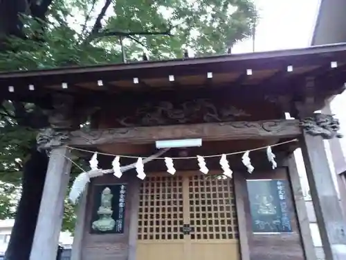 日野八坂神社の末社・摂社