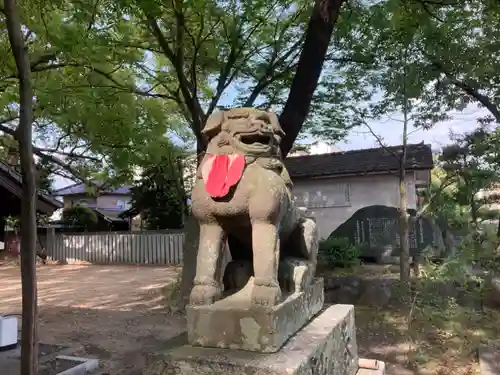 高忍日賣神社の狛犬