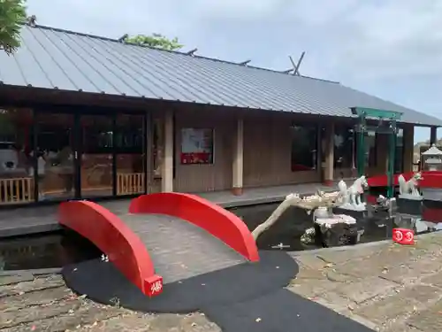 神徳稲荷神社の建物その他