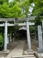 八幡社の{uncategorized: "未分類", other: "その他", undefined: "問題あり", building: "その他建物", grave: "お墓", sacred_gate: "鳥居", guardian: "狛犬", statue: "像", buddha: "仏像", history: "歴史", nature: "自然", garden: "庭園", animal: "動物", pagoda: "塔", temizu: "手水舎", mountain_gate: "山門・神門", sanctuary: "本殿・本堂", subordinate: "末社・摂社", art: "芸術", scenery: "景色", jizo: "地蔵", ema: "絵馬", goshuin: "御朱印", omikuji: "おみくじ", items: "授与品その他", amulet: "お守り", goshuincho: "御朱印帳", eats: "食事", festival: "お祭り", votive_dance: "神楽", shichigosan: "七五三参", wedding: "結婚式", experience: "体験その他", initially: "初詣", around: "周辺", anti_infection: "感染症対策"}