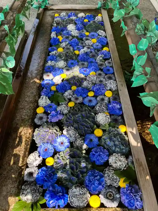 津島神社の手水舎