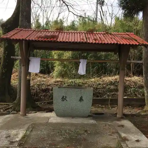 大原阿蘇神社の手水