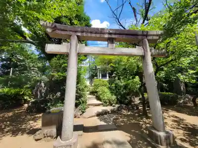 品川神社の鳥居