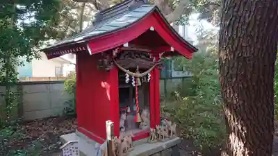 鵠沼伏見稲荷神社の末社・摂社