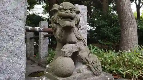 菊田神社の狛犬