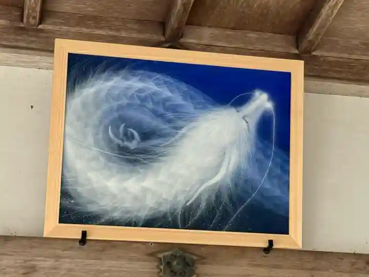 丹生川上神社(中社)の{uncategorized: "未分類", other: "その他", undefined: "問題あり", building: "その他建物", grave: "お墓", sacred_gate: "鳥居", guardian: "狛犬", statue: "像", buddha: "仏像", history: "歴史", nature: "自然", garden: "庭園", animal: "動物", pagoda: "塔", temizu: "手水舎", mountain_gate: "山門・神門", sanctuary: "本殿・本堂", subordinate: "末社・摂社", art: "芸術", scenery: "景色", jizo: "地蔵", ema: "絵馬", goshuin: "御朱印", omikuji: "おみくじ", items: "授与品その他", amulet: "お守り", goshuincho: "御朱印帳", eats: "食事", festival: "お祭り", votive_dance: "神楽", shichigosan: "七五三参", wedding: "結婚式", experience: "体験その他", initially: "初詣", around: "周辺", anti_infection: "感染症対策"}