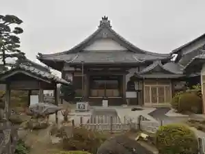 観音寺の本殿・本堂