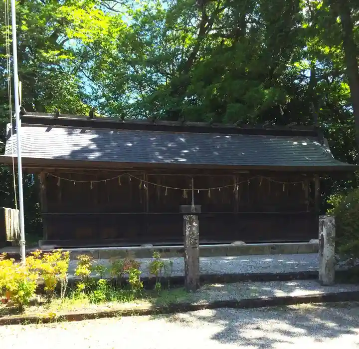 倭白山比咩神社の末社・摂社