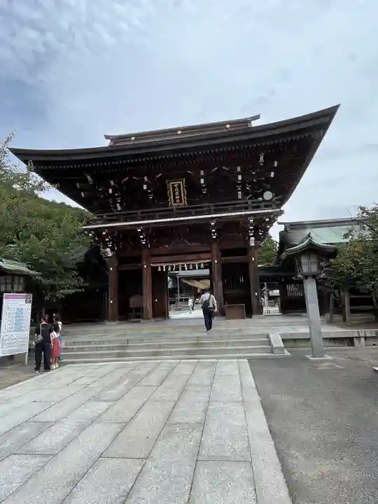 宮地嶽神社の山門・神門