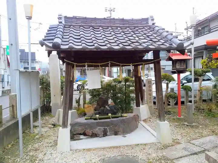 山神社(上宿山神社)の手水舎