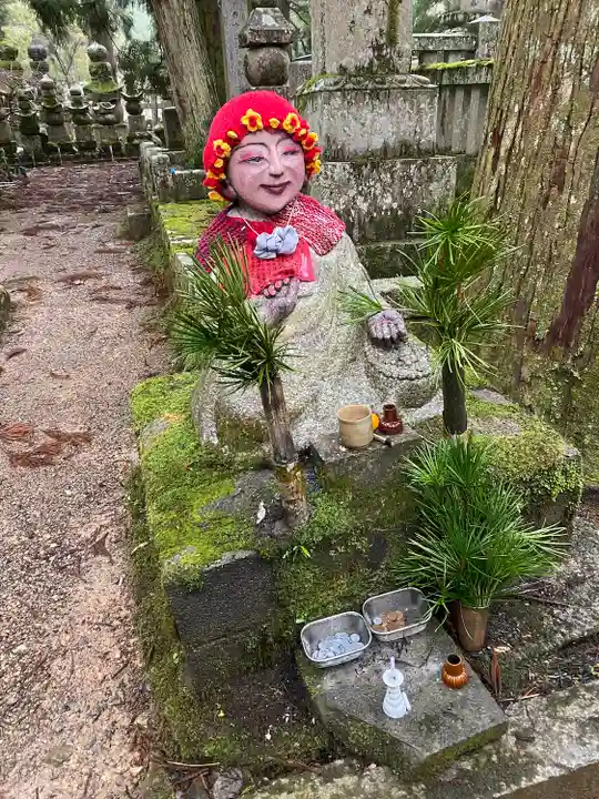 高野山金剛峯寺奥の院(和歌山県)