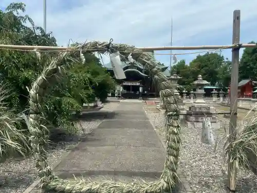 千代神社の{uncategorized: "未分類", other: "その他", undefined: "問題あり", building: "その他建物", grave: "お墓", sacred_gate: "鳥居", guardian: "狛犬", statue: "像", buddha: "仏像", history: "歴史", nature: "自然", garden: "庭園", animal: "動物", pagoda: "塔", temizu: "手水舎", mountain_gate: "山門・神門", sanctuary: "本殿・本堂", subordinate: "末社・摂社", art: "芸術", scenery: "景色", jizo: "地蔵", ema: "絵馬", goshuin: "御朱印", omikuji: "おみくじ", items: "授与品その他", amulet: "お守り", goshuincho: "御朱印帳", eats: "食事", festival: "お祭り", votive_dance: "神楽", shichigosan: "七五三参", wedding: "結婚式", experience: "体験その他", initially: "初詣", around: "周辺", anti_infection: "感染症対策"}