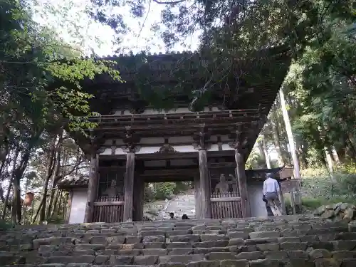 総見寺の山門・神門