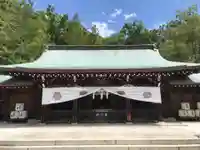 山梨縣護國神社の本殿・本堂