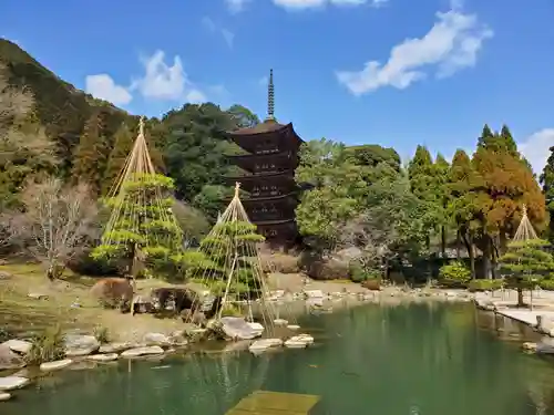 瑠璃光寺の庭園