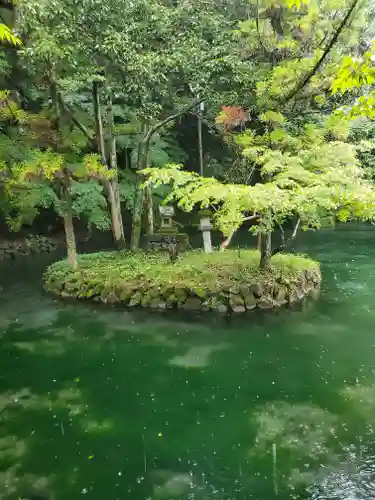 磯山弁財天の庭園