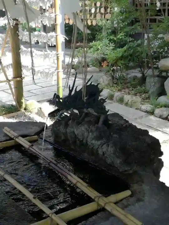 菊田神社の手水舎
