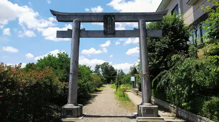 下南畑氷川神社の鳥居