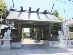 北見神社の山門