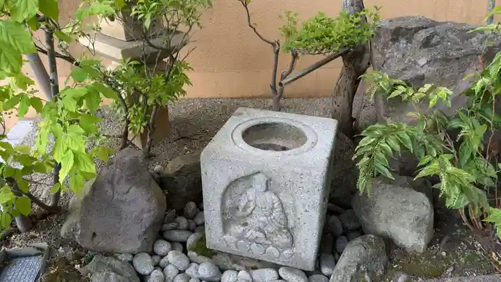 湯川寺 の手水舎