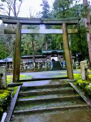 岡太神社・大瀧神社の鳥居