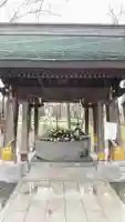 彌彦神社 (伊夜日子神社)の手水舎