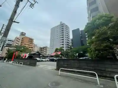 羽衣町厳島神社（関内厳島神社・横浜弁天）の{uncategorized: "未分類", other: "その他", undefined: "問題あり", building: "その他建物", grave: "お墓", sacred_gate: "鳥居", guardian: "狛犬", statue: "像", buddha: "仏像", history: "歴史", nature: "自然", garden: "庭園", animal: "動物", pagoda: "塔", temizu: "手水舎", mountain_gate: "山門・神門", sanctuary: "本殿・本堂", subordinate: "末社・摂社", art: "芸術", scenery: "景色", jizo: "地蔵", ema: "絵馬", goshuin: "御朱印", omikuji: "おみくじ", items: "授与品その他", amulet: "お守り", goshuincho: "御朱印帳", eats: "食事", festival: "お祭り", votive_dance: "神楽", shichigosan: "七五三参", wedding: "結婚式", experience: "体験その他", initially: "初詣", around: "周辺", anti_infection: "感染症対策"}