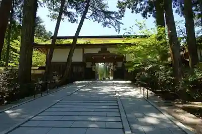 高野山金剛峯寺の山門・神門