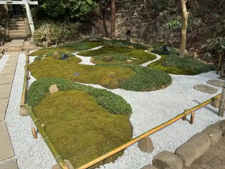 杉本寺の{uncategorized: "未分類", other: "その他", undefined: "問題あり", building: "その他建物", grave: "お墓", sacred_gate: "鳥居", guardian: "狛犬", statue: "像", buddha: "仏像", history: "歴史", nature: "自然", garden: "庭園", animal: "動物", pagoda: "塔", temizu: "手水舎", mountain_gate: "山門・神門", sanctuary: "本殿・本堂", subordinate: "末社・摂社", art: "芸術", scenery: "景色", jizo: "地蔵", ema: "絵馬", goshuin: "御朱印", omikuji: "おみくじ", items: "授与品その他", amulet: "お守り", goshuincho: "御朱印帳", eats: "食事", festival: "お祭り", votive_dance: "神楽", shichigosan: "七五三参", wedding: "結婚式", experience: "体験その他", initially: "初詣", around: "周辺", anti_infection: "感染症対策"}