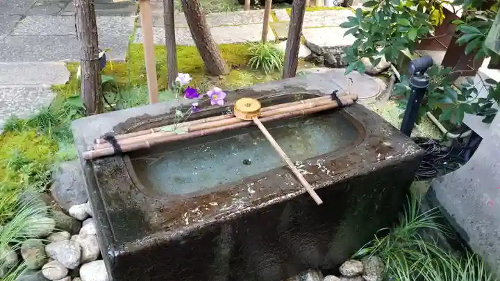 陽運寺の手水舎
