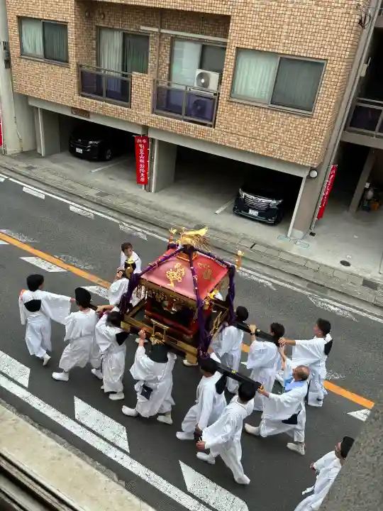 伊豆山神社の{uncategorized: "未分類", other: "その他", undefined: "問題あり", building: "その他建物", grave: "お墓", sacred_gate: "鳥居", guardian: "狛犬", statue: "像", buddha: "仏像", history: "歴史", nature: "自然", garden: "庭園", animal: "動物", pagoda: "塔", temizu: "手水舎", mountain_gate: "山門・神門", sanctuary: "本殿・本堂", subordinate: "末社・摂社", art: "芸術", scenery: "景色", jizo: "地蔵", ema: "絵馬", goshuin: "御朱印", omikuji: "おみくじ", items: "授与品その他", amulet: "お守り", goshuincho: "御朱印帳", eats: "食事", festival: "お祭り", votive_dance: "神楽", shichigosan: "七五三参", wedding: "結婚式", experience: "体験その他", initially: "初詣", around: "周辺", anti_infection: "感染症対策"}