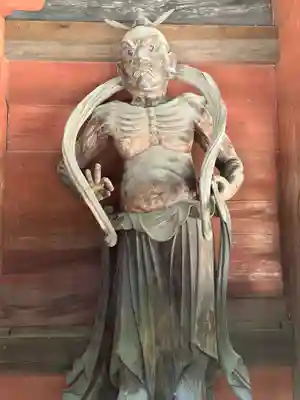 宝樹院小山寺の像