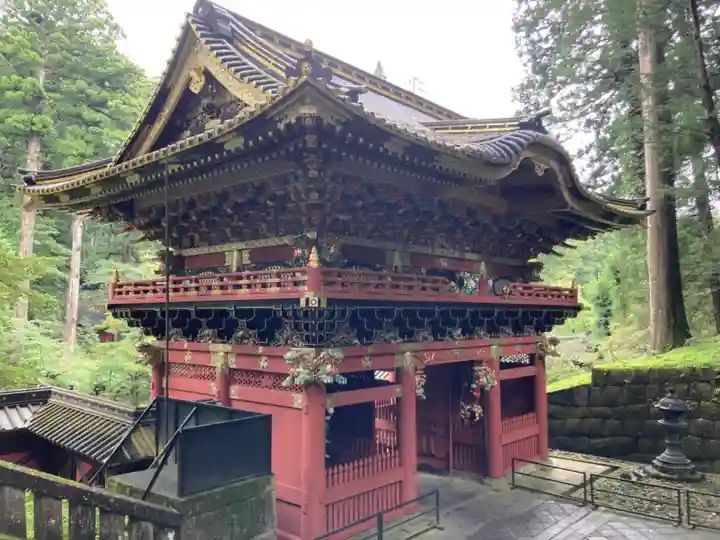 輪王寺の山門・神門