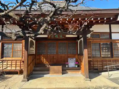 鳳林寺の本殿・本堂