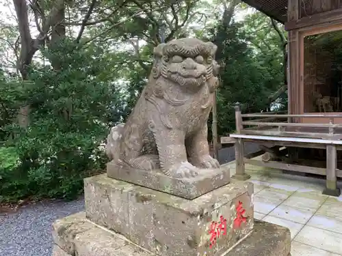 遠見岬神社の狛犬