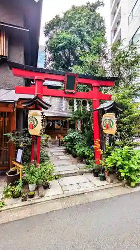 五十稲荷神社(栄寿稲荷神社)の鳥居