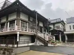 万年寺の本殿