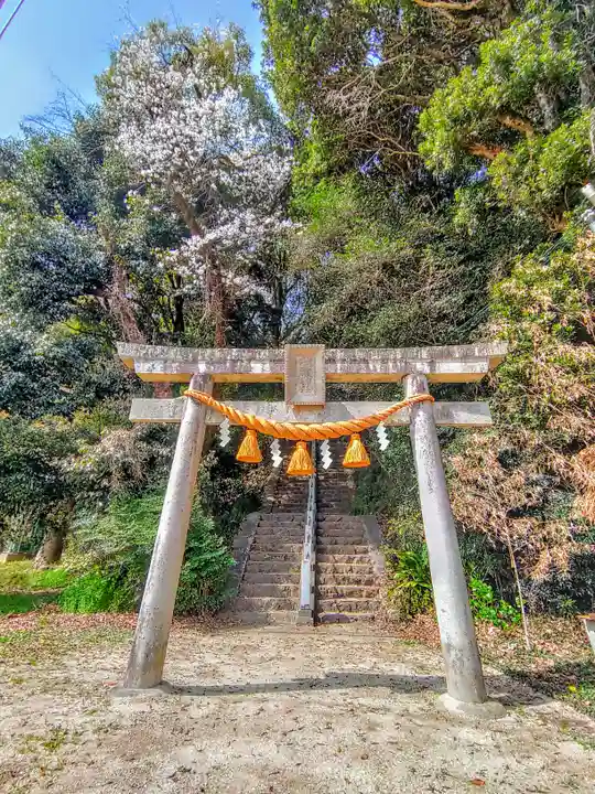 秋葉神社(国府町)の鳥居
