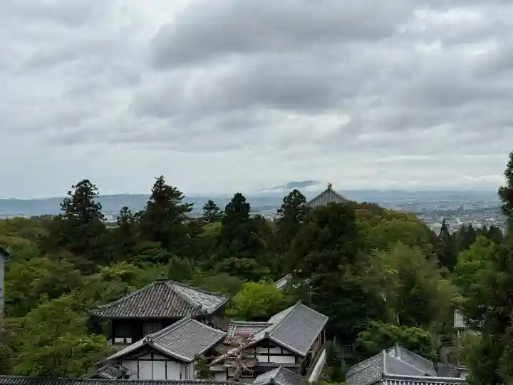 東大寺 二月堂の{uncategorized: "未分類", other: "その他", undefined: "問題あり", building: "その他建物", grave: "お墓", sacred_gate: "鳥居", guardian: "狛犬", statue: "像", buddha: "仏像", history: "歴史", nature: "自然", garden: "庭園", animal: "動物", pagoda: "塔", temizu: "手水舎", mountain_gate: "山門・神門", sanctuary: "本殿・本堂", subordinate: "末社・摂社", art: "芸術", scenery: "景色", jizo: "地蔵", ema: "絵馬", goshuin: "御朱印", omikuji: "おみくじ", items: "授与品その他", amulet: "お守り", goshuincho: "御朱印帳", eats: "食事", festival: "お祭り", votive_dance: "神楽", shichigosan: "七五三参", wedding: "結婚式", experience: "体験その他", initially: "初詣", around: "周辺", anti_infection: "感染症対策"}