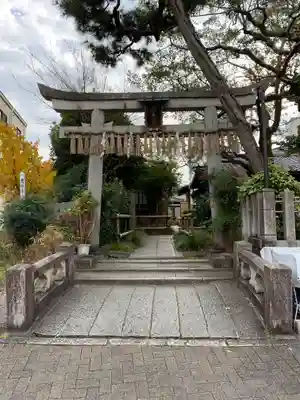 出町妙音堂の鳥居