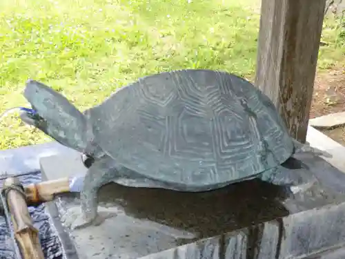 水若酢神社の手水舎