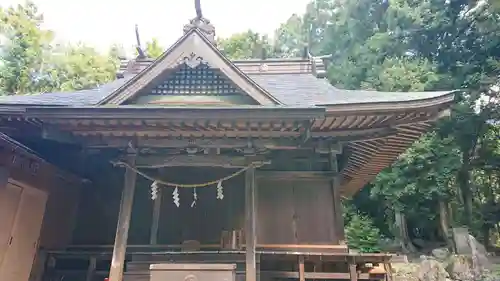 飯名神社の本殿・本堂
