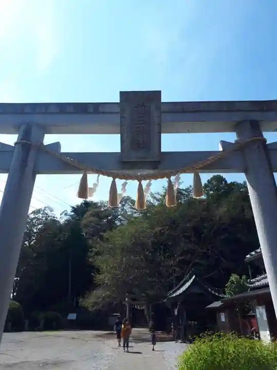 前玉神社の鳥居