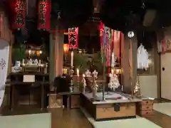 横浜御嶽神社の本殿