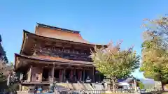 金峯山寺の本殿