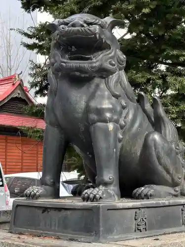 三吉神社の狛犬