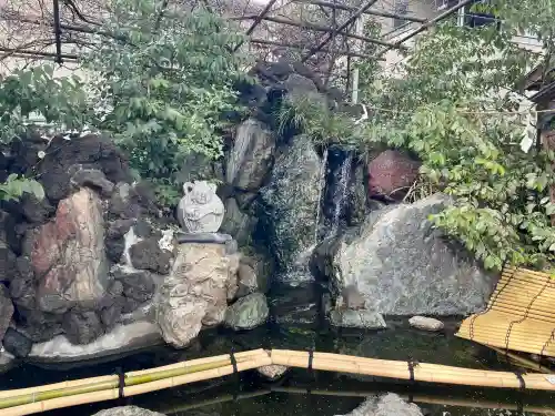 厳島神社（川越熊野神社境内）の{uncategorized: "未分類", other: "その他", undefined: "問題あり", building: "その他建物", grave: "お墓", sacred_gate: "鳥居", guardian: "狛犬", statue: "像", buddha: "仏像", history: "歴史", nature: "自然", garden: "庭園", animal: "動物", pagoda: "塔", temizu: "手水舎", mountain_gate: "山門・神門", sanctuary: "本殿・本堂", subordinate: "末社・摂社", art: "芸術", scenery: "景色", jizo: "地蔵", ema: "絵馬", goshuin: "御朱印", omikuji: "おみくじ", items: "授与品その他", amulet: "お守り", goshuincho: "御朱印帳", eats: "食事", festival: "お祭り", votive_dance: "神楽", shichigosan: "七五三参", wedding: "結婚式", experience: "体験その他", initially: "初詣", around: "周辺", anti_infection: "感染症対策"}