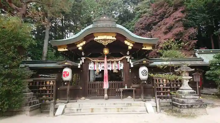 八大神社の本殿・本堂