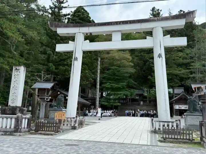 諏訪大社(長野県)