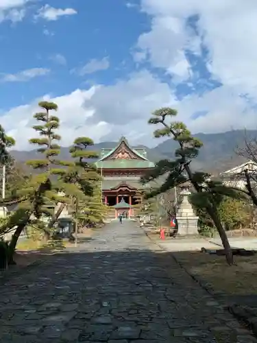 甲斐善光寺の本殿